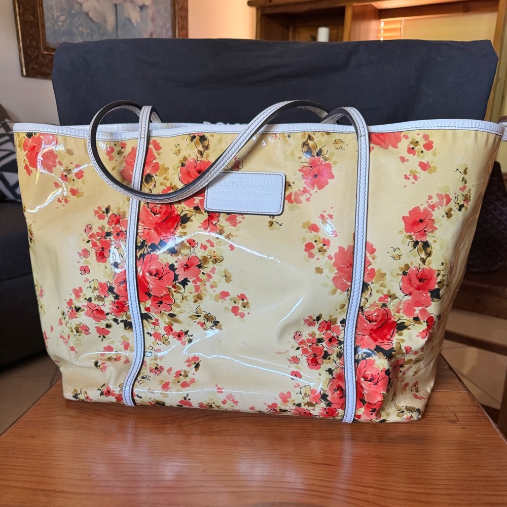 Vintage Dolce and Gabbana Miss Escape patent leather floral tote